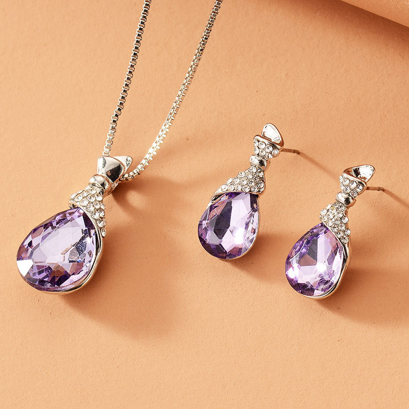 KAVIO Necklaces and Earrings