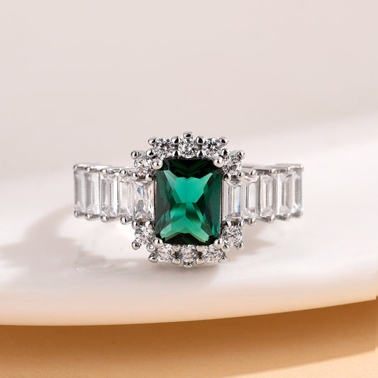 KAVIO Square Emerald Open-end Zircon Ring
